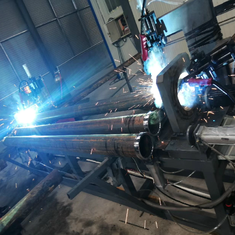 管卡焊接設(shè)備